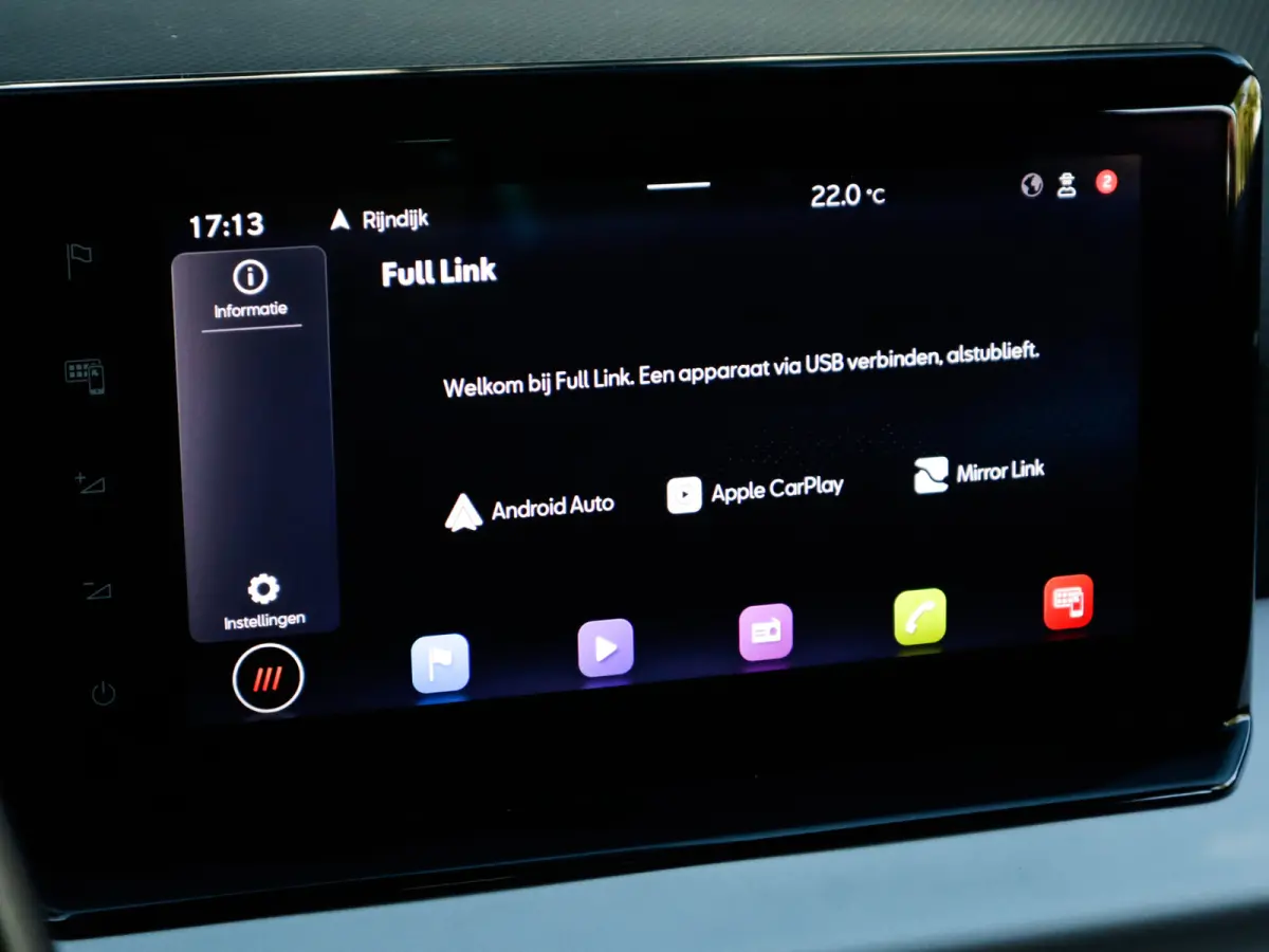 1.0 EcoTSI Style Business Connect 1e-Eig. & Dealer-Onderh. BOVAG-Garantie. NL-Auto.