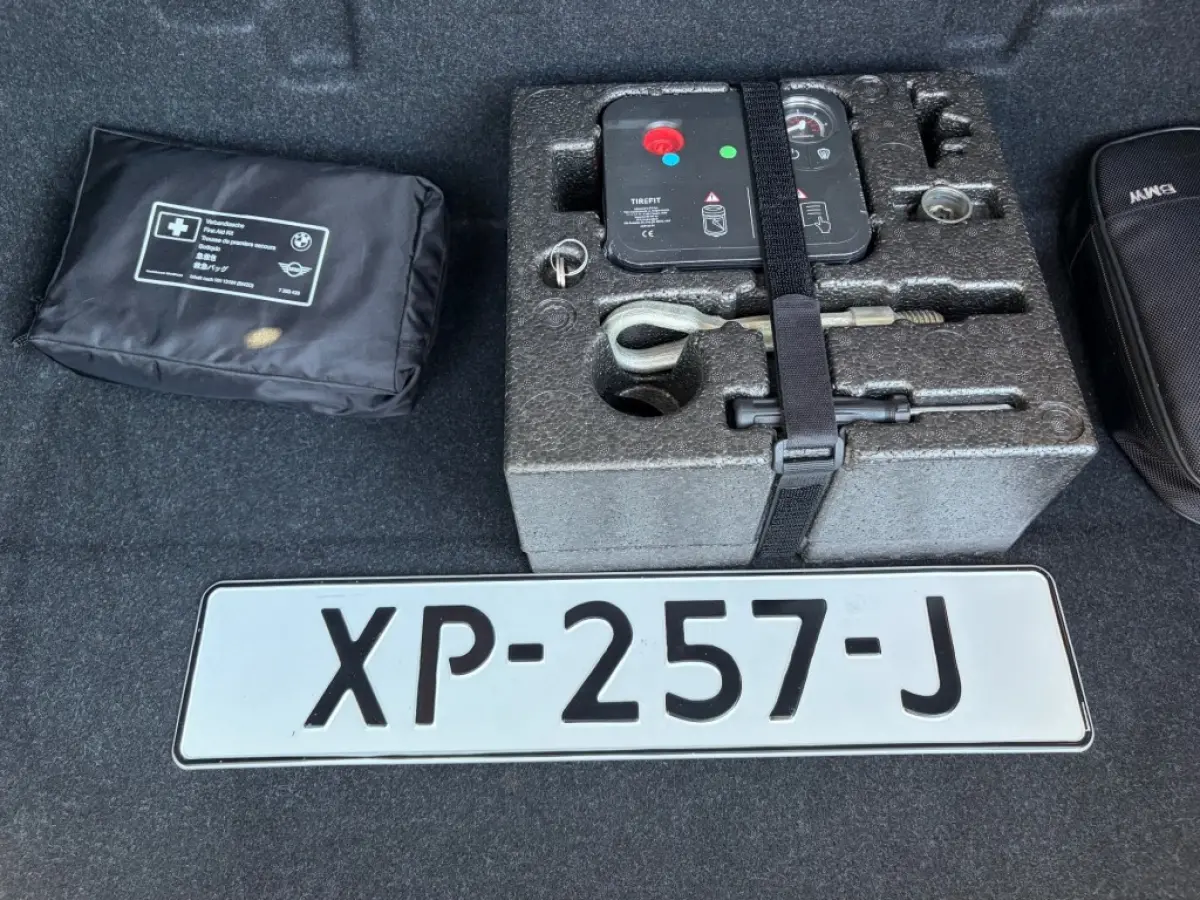 218i Aut. Pano LED Leder Camera Navi Cruise HUD Trekhaak NL-auto