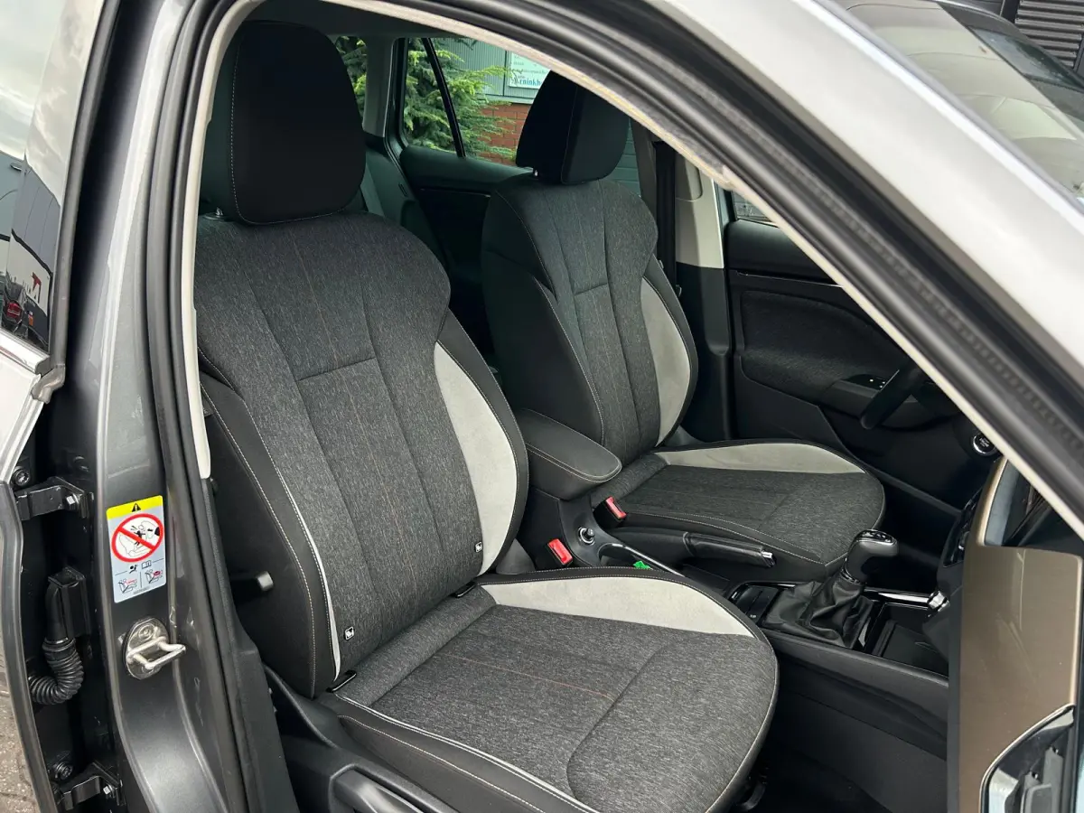1.5 TSI ACT Business Edition, Camera, carplay, trekhaak afneembaar, stoelverwarming