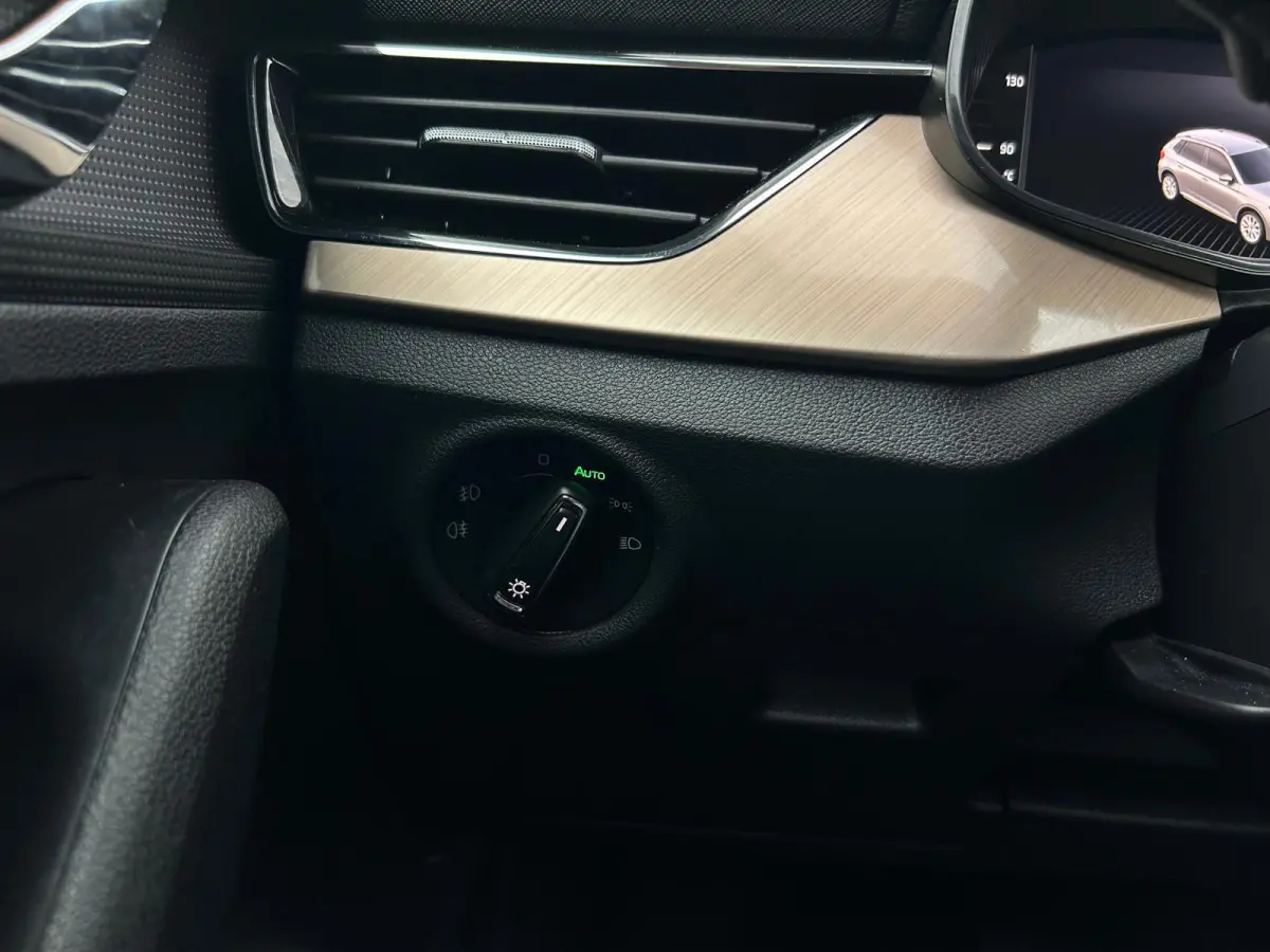 1.5 TSI ACT Business Edition, Camera, carplay, trekhaak afneembaar, stoelverwarming