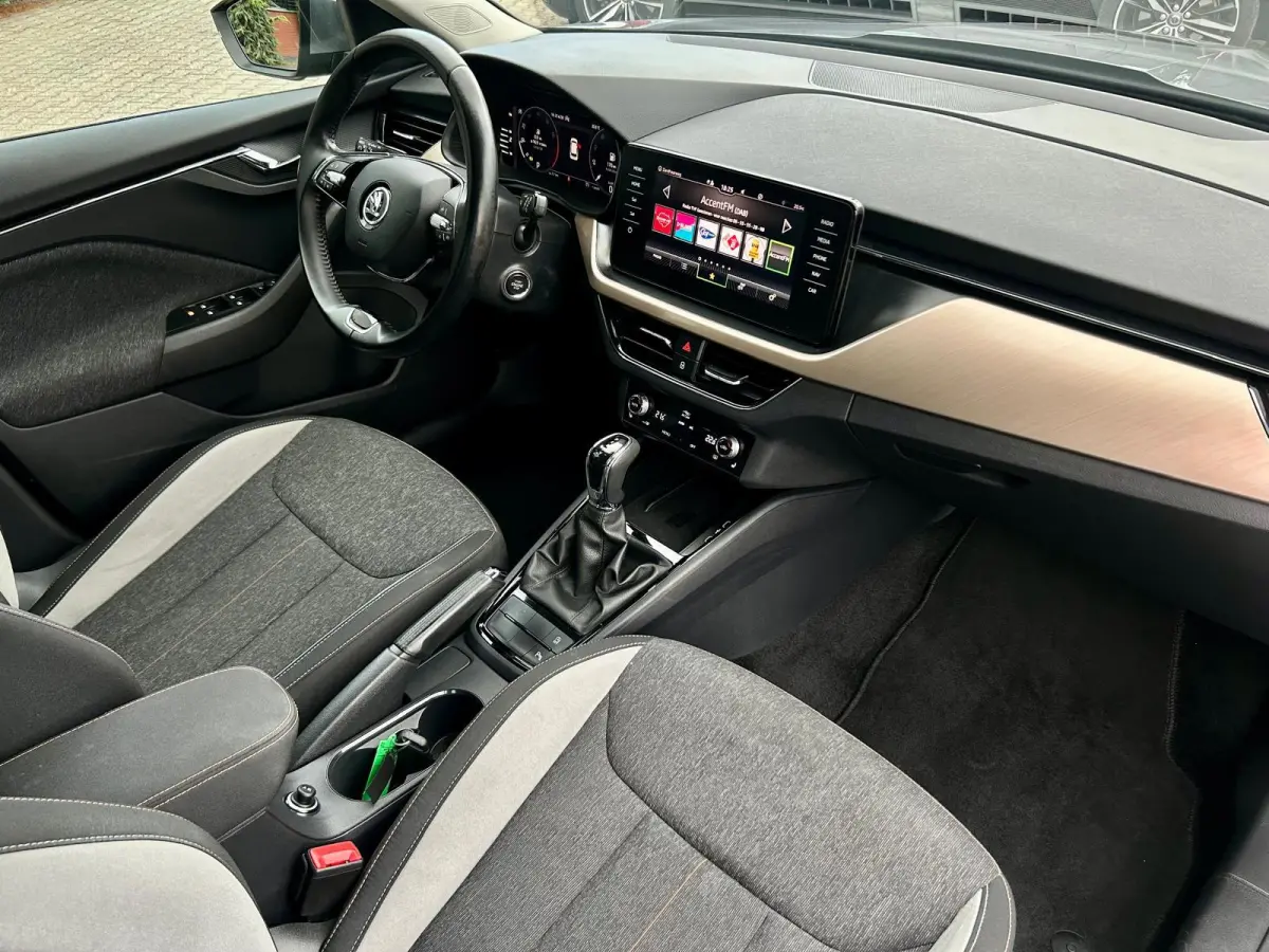1.5 TSI ACT Business Edition, Camera, carplay, trekhaak afneembaar, stoelverwarming
