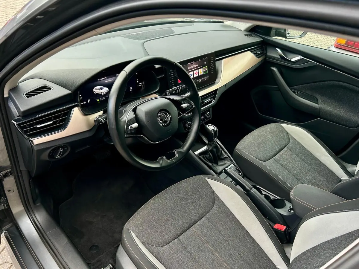 1.5 TSI ACT Business Edition, Camera, carplay, trekhaak afneembaar, stoelverwarming
