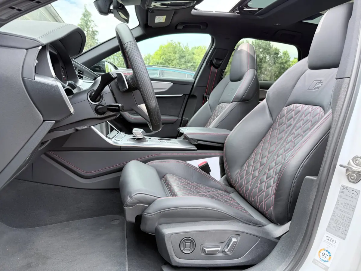 55 TFSI e quattro S-LINE Competition|PANO|RS STOEL|T.HAAK|B&O|MATRIX|