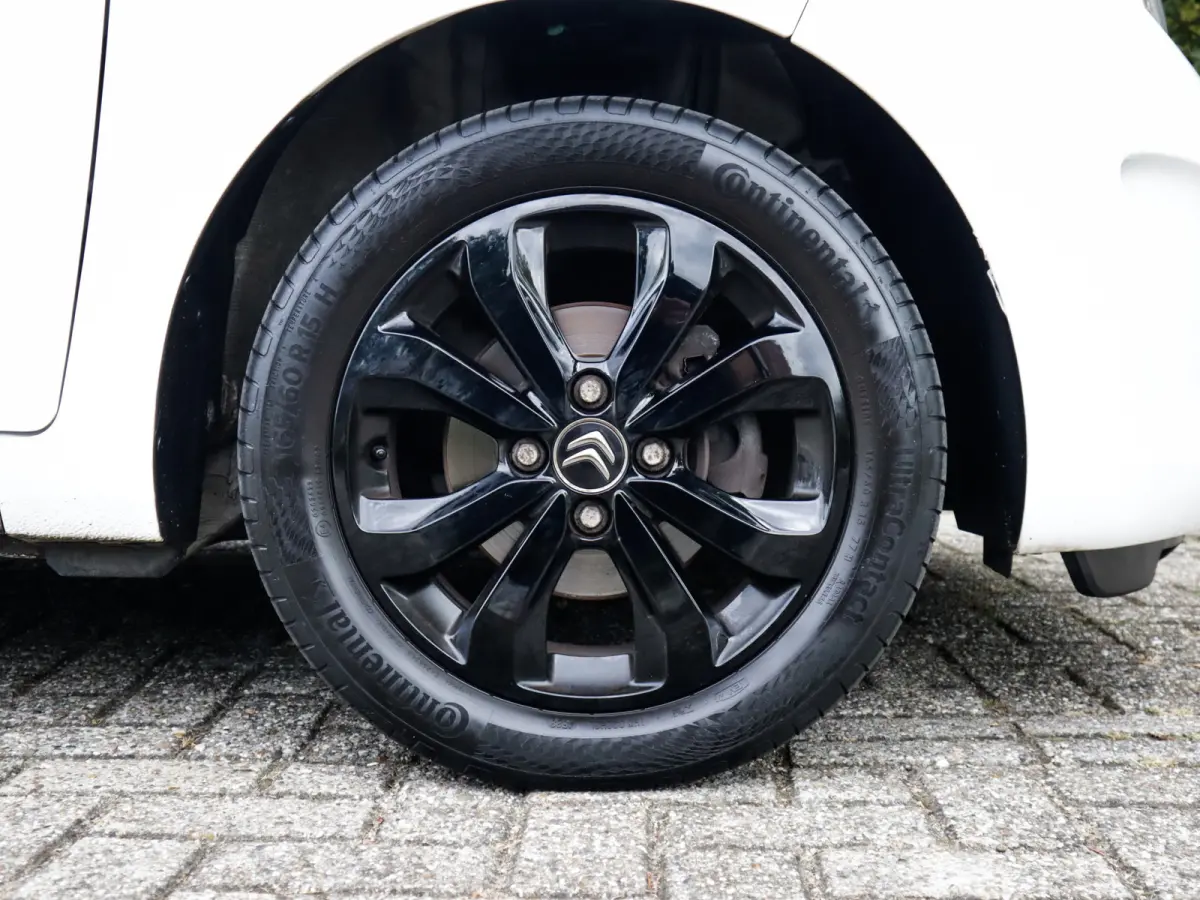 1.0 VTi Shine 2e-Eig. & Dealer-Onderh. BOVAG-Garantie. NL-Auto.