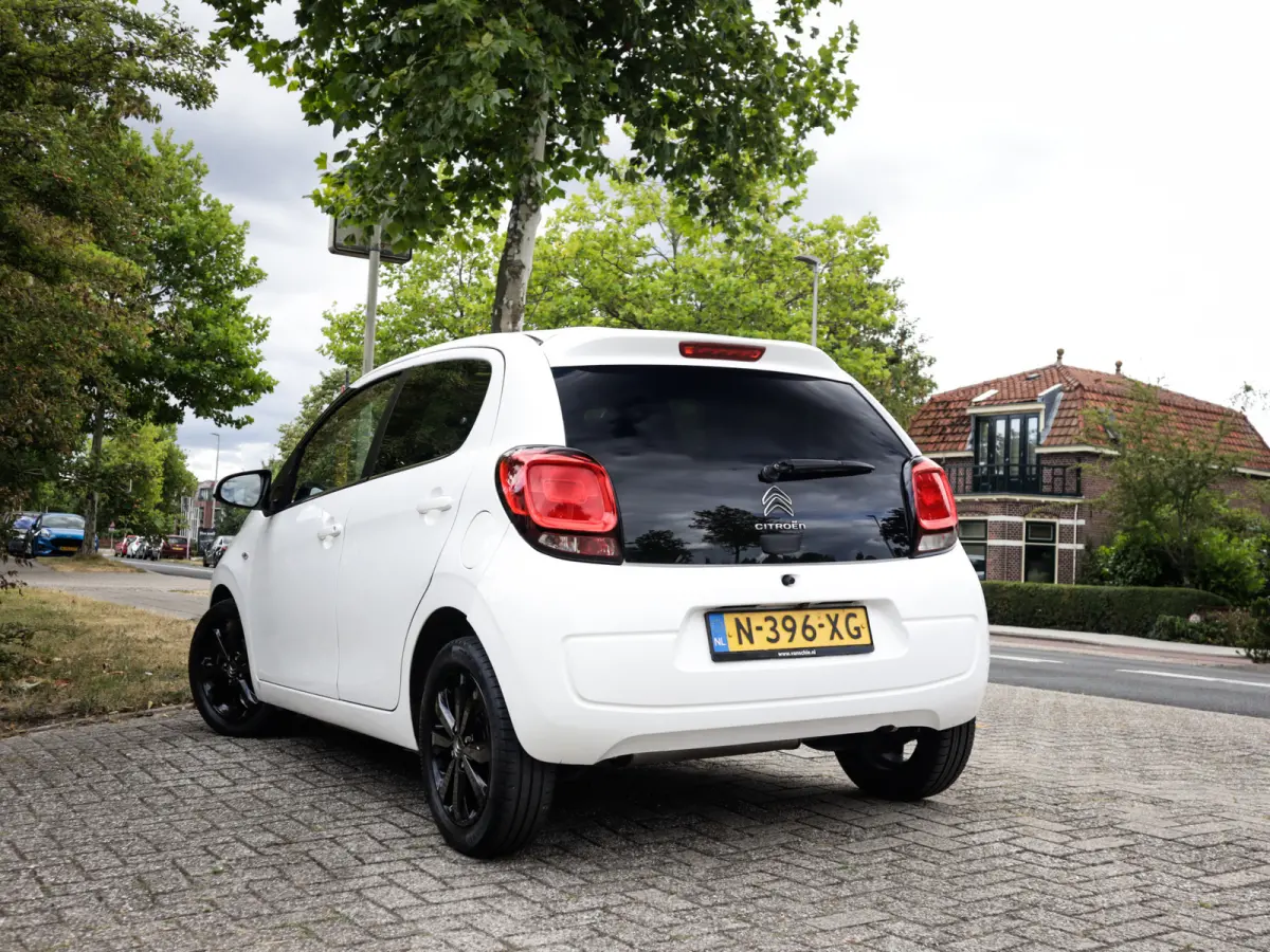 1.0 VTi Shine 2e-Eig. & Dealer-Onderh. BOVAG-Garantie. NL-Auto.