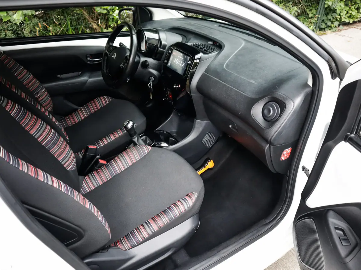 1.0 VTi Shine 2e-Eig. & Dealer-Onderh. BOVAG-Garantie. NL-Auto.
