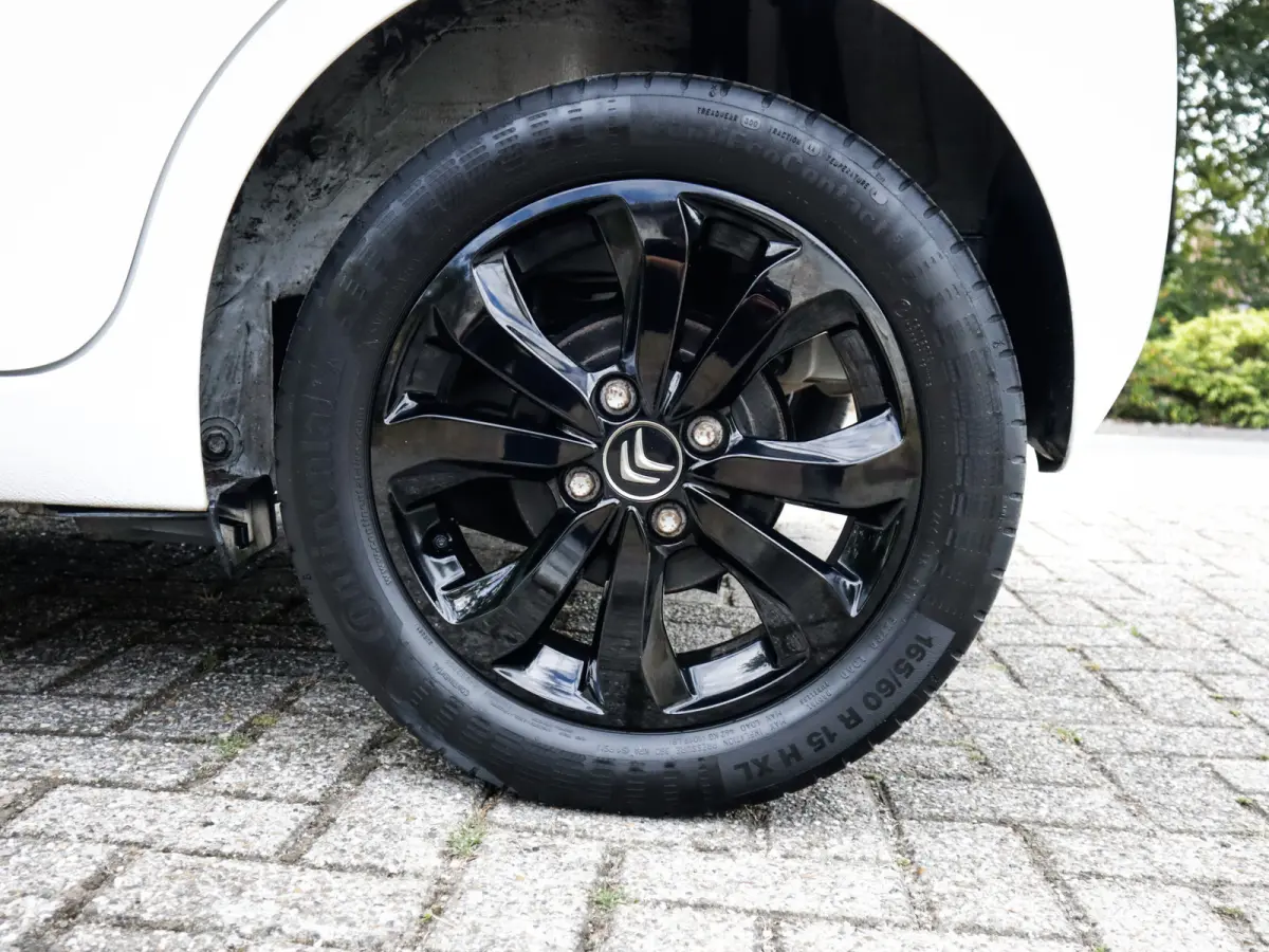 1.0 VTi Shine 2e-Eig. & Dealer-Onderh. BOVAG-Garantie. NL-Auto.