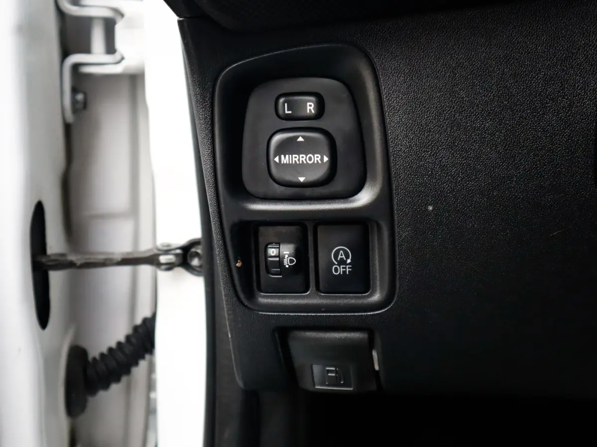 1.0 VTi Shine 2e-Eig. & Dealer-Onderh. BOVAG-Garantie. NL-Auto.