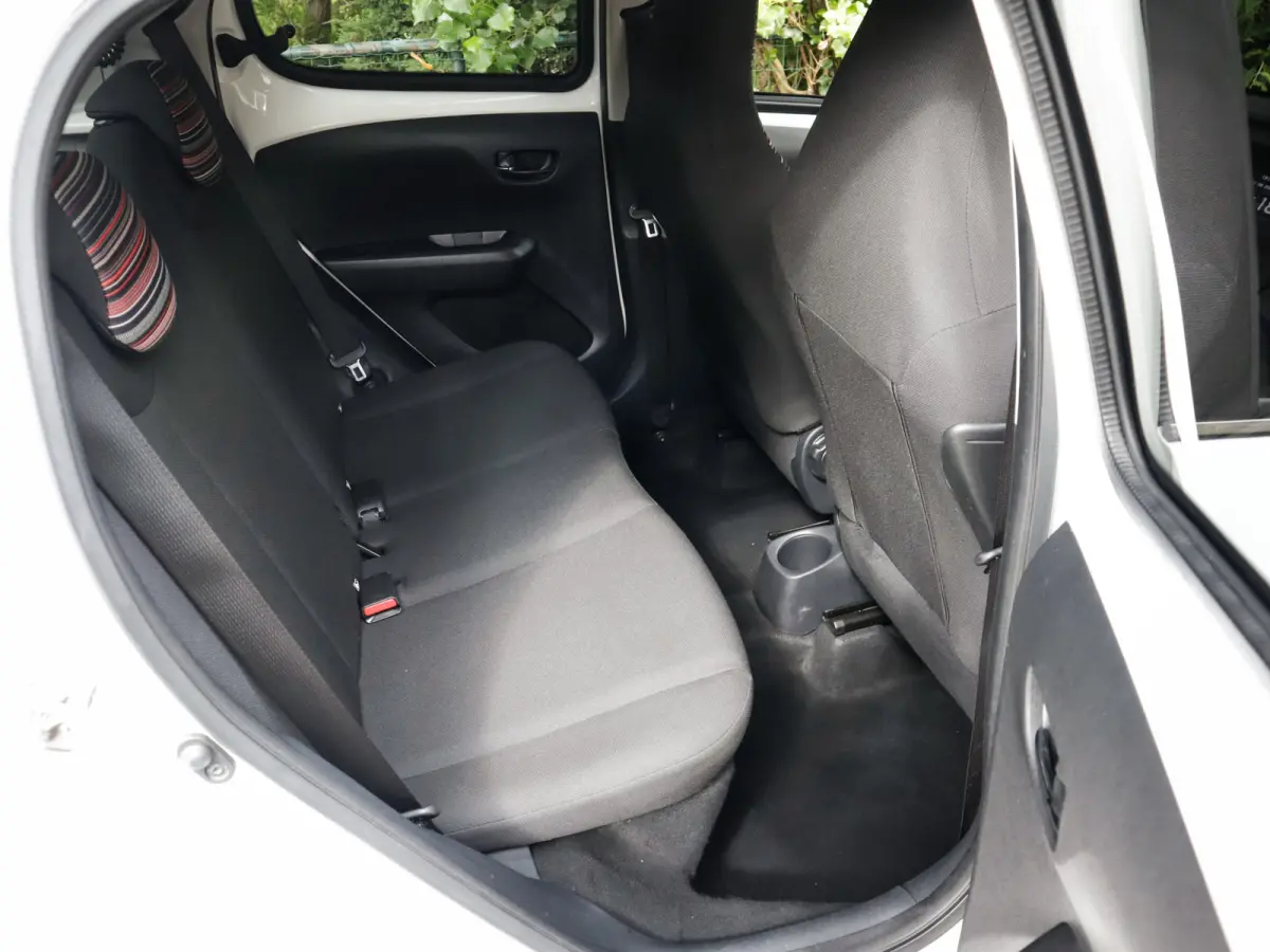 1.0 VTi Shine 2e-Eig. & Dealer-Onderh. BOVAG-Garantie. NL-Auto.