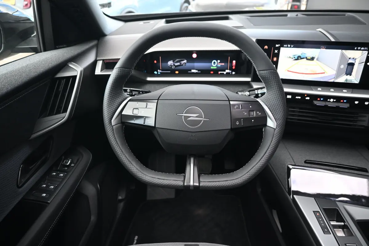 1.6 Turbo Plug-in-Hybrid GS 195pk Tot 8 Jaar Garantie! | Schuif-/Kanteldak | FOCAL | Head-Up Display | Elektr. Achterklep | LED-Matrix | Adaptive Cruise | !!