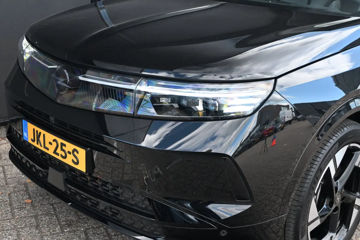 1.6 Turbo Plug-in-Hybrid GS 195pk Tot 8 Jaar Garantie! | Schuif-/Kanteldak | FOCAL | Head-Up Display | Elektr. Achterklep | LED-Matrix | Adaptive Cruise | !!