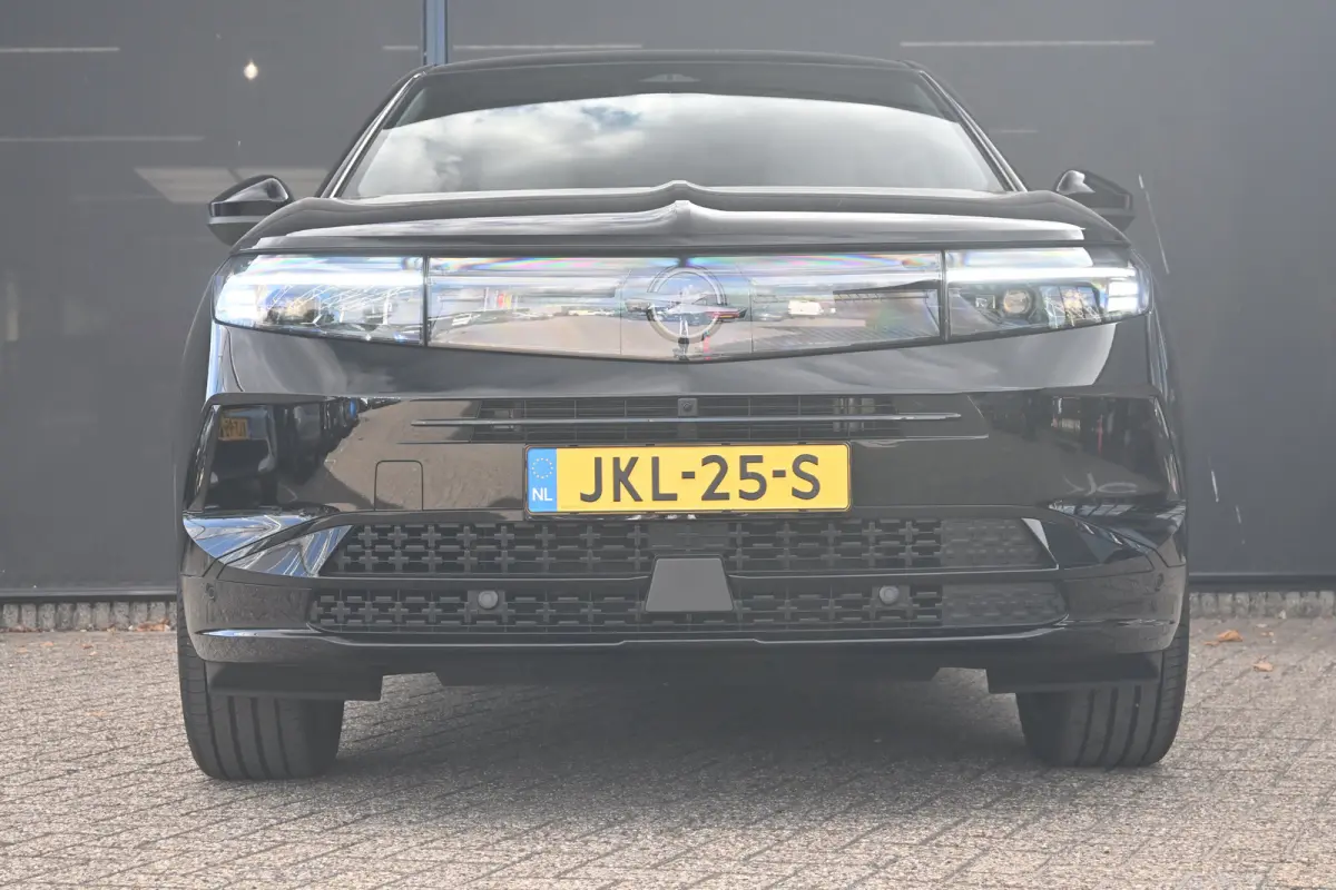 1.6 Turbo Plug-in-Hybrid GS 195pk Tot 8 Jaar Garantie! | Schuif-/Kanteldak | FOCAL | Head-Up Display | Elektr. Achterklep | LED-Matrix | Adaptive Cruise | !!