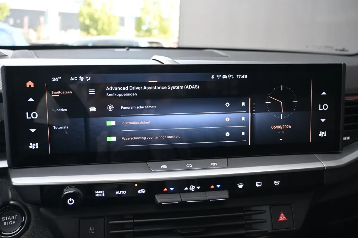 1.6 Turbo Plug-in-Hybrid GS 195pk Tot 8 Jaar Garantie! | Schuif-/Kanteldak | FOCAL | Head-Up Display | Elektr. Achterklep | LED-Matrix | Adaptive Cruise | !!