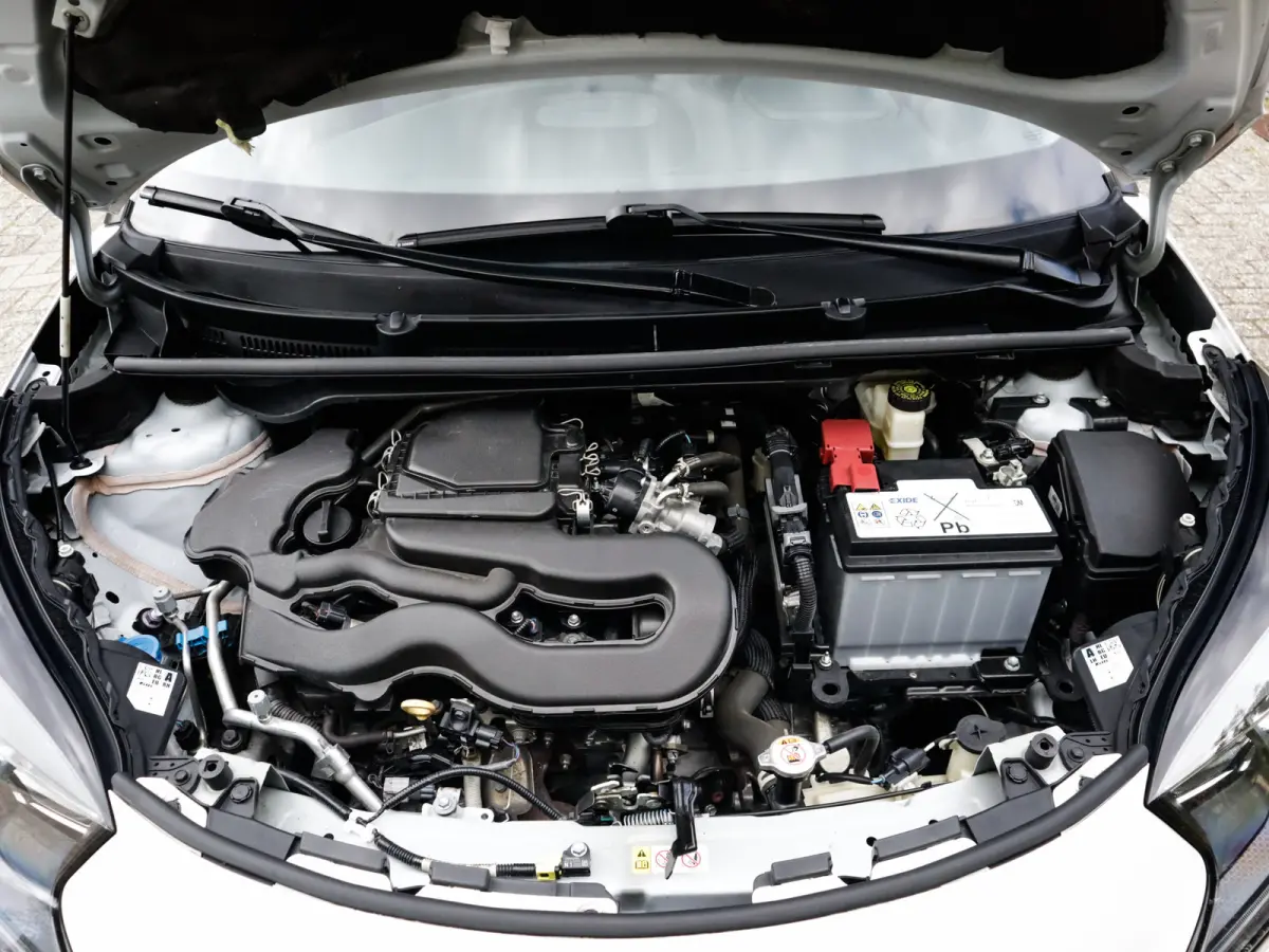 1.0 VVT-i MT Play 1e-Eig. & Keurig-Onderh. BOVAG-Garantie. NL-Auto.