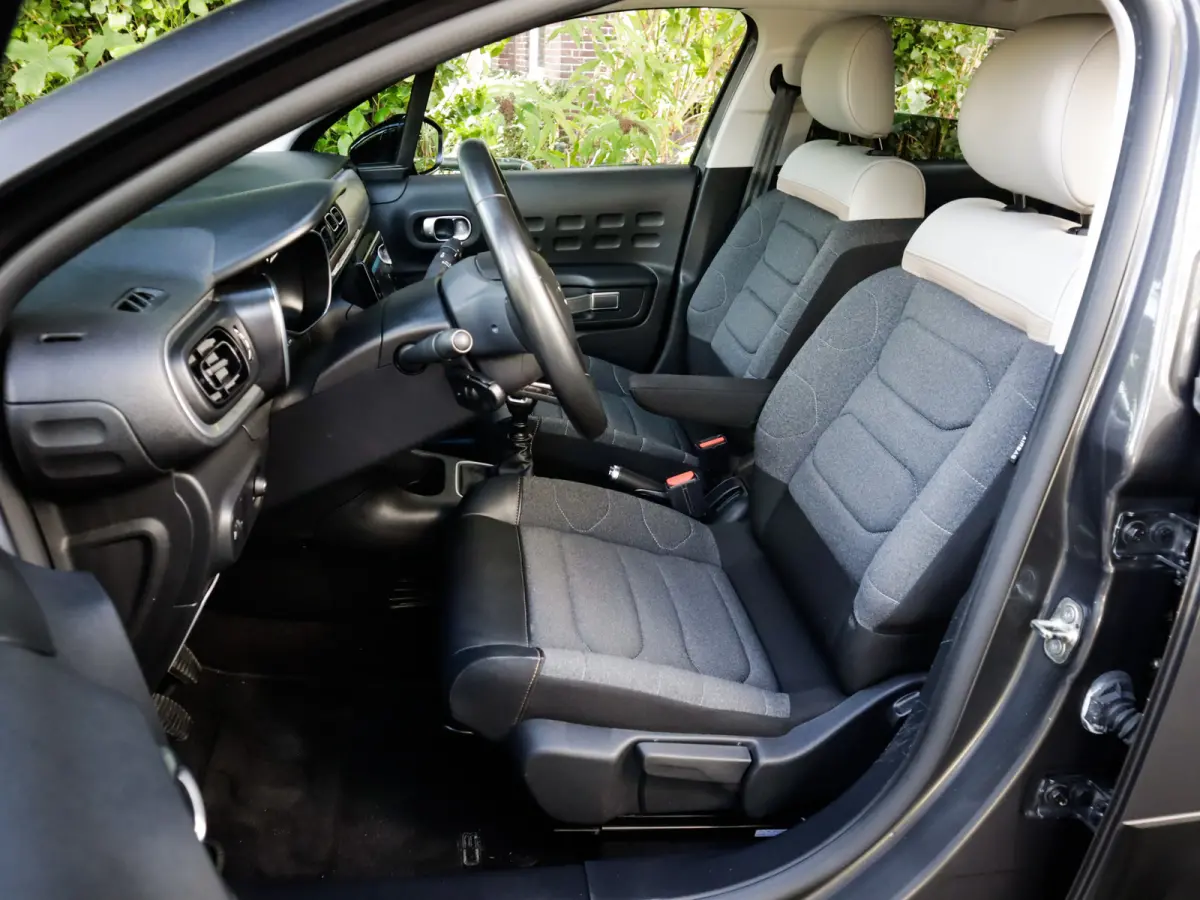 1.2 PureTech Shine 1e-Eig. & Dealer-Onderh. BOVAG-Garantie. NL-Auto.