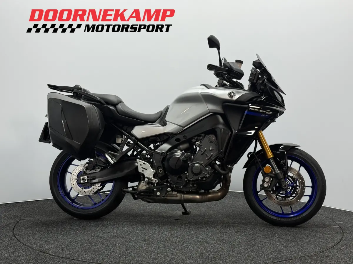 Yamaha Tracer 9 GT 2021 Benzine Handgeschakeld leasen