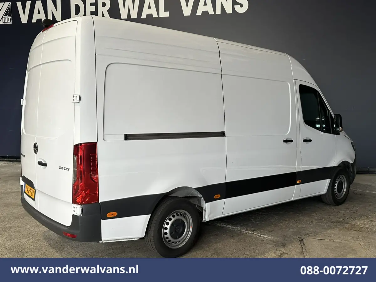 311 CDI L2H2 2025 model Euro6 Airco | XXL MBUX | Apple Carplay | Camera | Adaptieve Cruisecontrol Bijrijdersbank