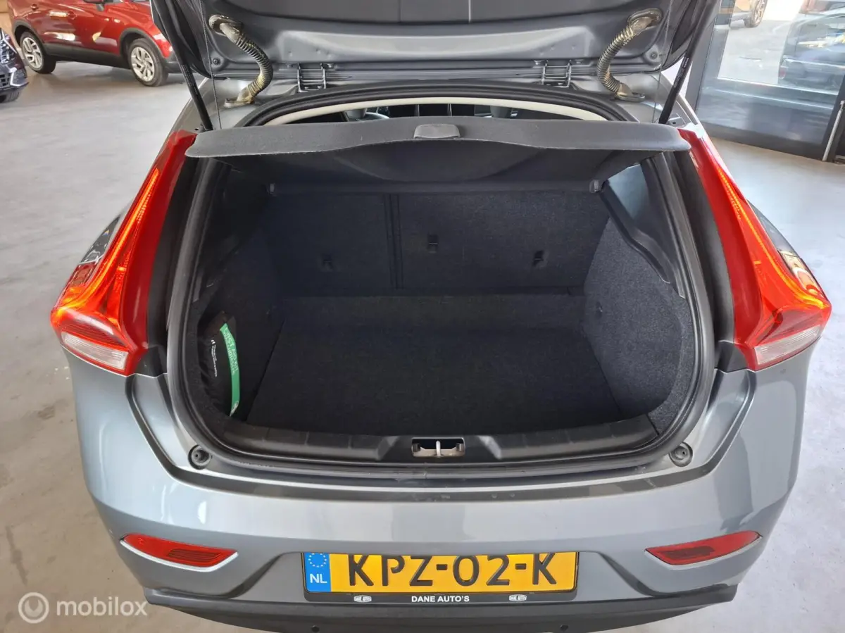 2.0 T2 Momentum | PARK. SENSOR - RIJKLAARPRIJS