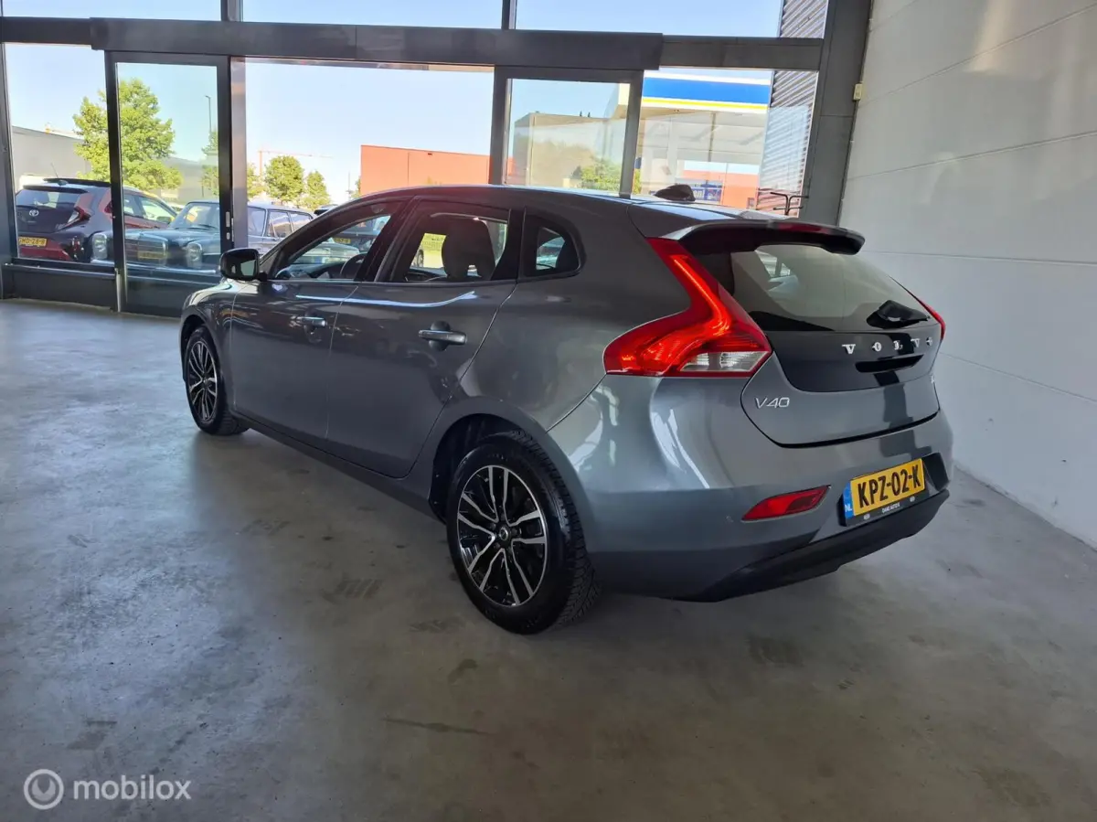 2.0 T2 Momentum | PARK. SENSOR - RIJKLAARPRIJS