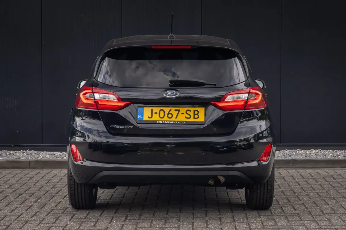 1.0 EcoBoost Titanium | AUTOMAAT | Dealer o.h. | Keyless-entry | Privacy-glass | Apple carplay / andriod auto | Cruise control