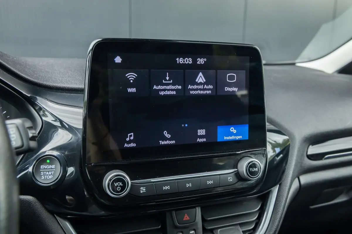 1.0 EcoBoost Titanium | AUTOMAAT | Dealer o.h. | Keyless-entry | Privacy-glass | Apple carplay / andriod auto | Cruise control