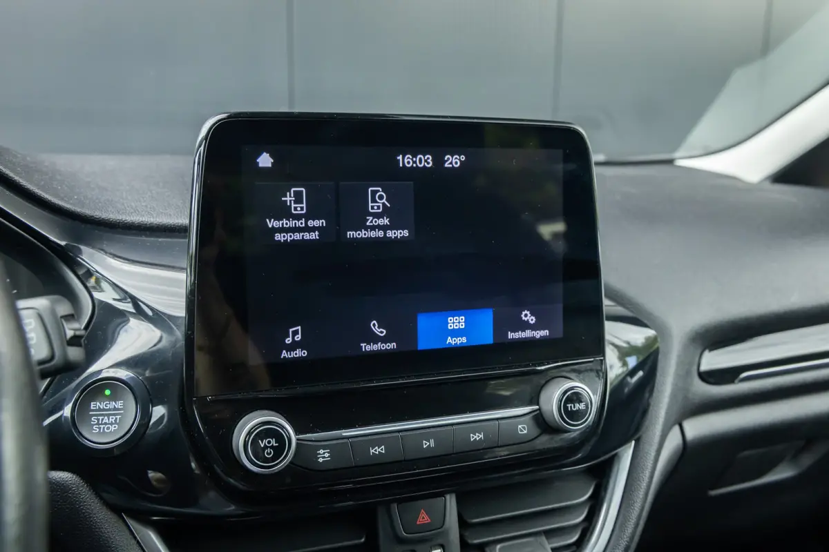 1.0 EcoBoost Titanium | AUTOMAAT | Dealer o.h. | Keyless-entry | Privacy-glass | Apple carplay / andriod auto | Cruise control