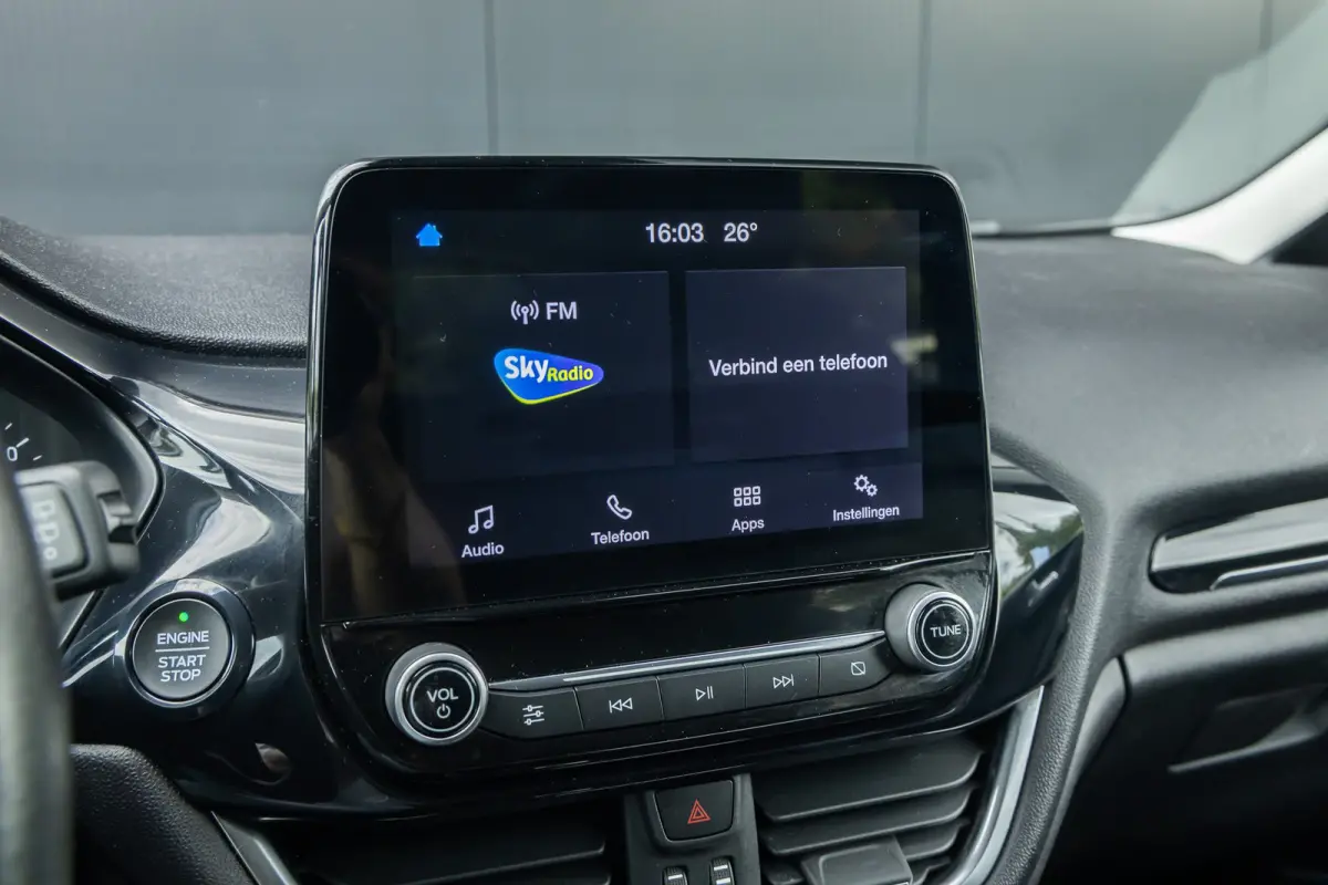 1.0 EcoBoost Titanium | AUTOMAAT | Dealer o.h. | Keyless-entry | Privacy-glass | Apple carplay / andriod auto | Cruise control