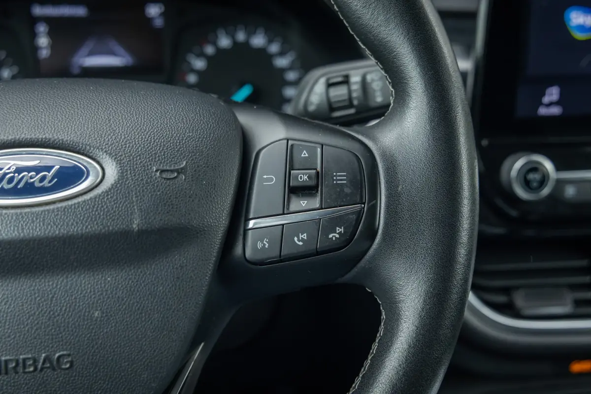 1.0 EcoBoost Titanium | AUTOMAAT | Dealer o.h. | Keyless-entry | Privacy-glass | Apple carplay / andriod auto | Cruise control