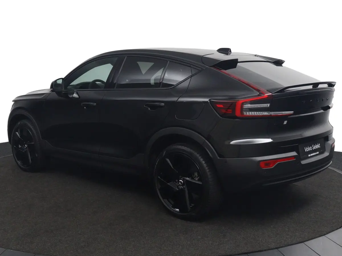 Black Edition Ultra Europa Single Motor Extended Range 82 kWh | Achterbank verwarmd | Apple Carplay/Android Auto|telefoonintegratie premium | Comfortstoel(en)