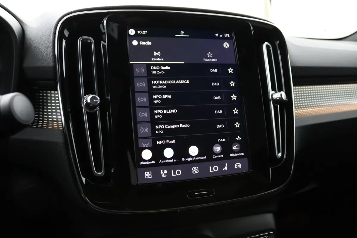 Black Edition Ultra Europa Single Motor Extended Range 82 kWh | Achterbank verwarmd | Apple Carplay/Android Auto|telefoonintegratie premium | Comfortstoel(en)