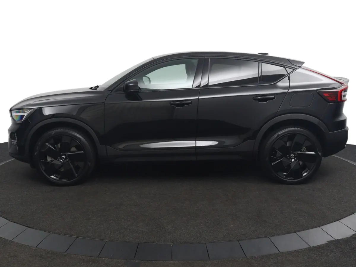 Black Edition Ultra Europa Single Motor Extended Range 82 kWh | Achterbank verwarmd | Apple Carplay/Android Auto|telefoonintegratie premium | Comfortstoel(en)