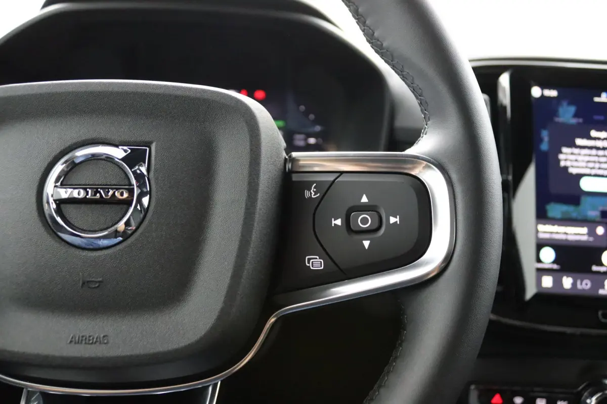 Black Edition Ultra Europa Single Motor Extended Range 82 kWh | Achterbank verwarmd | Apple Carplay/Android Auto|telefoonintegratie premium | Comfortstoel(en)