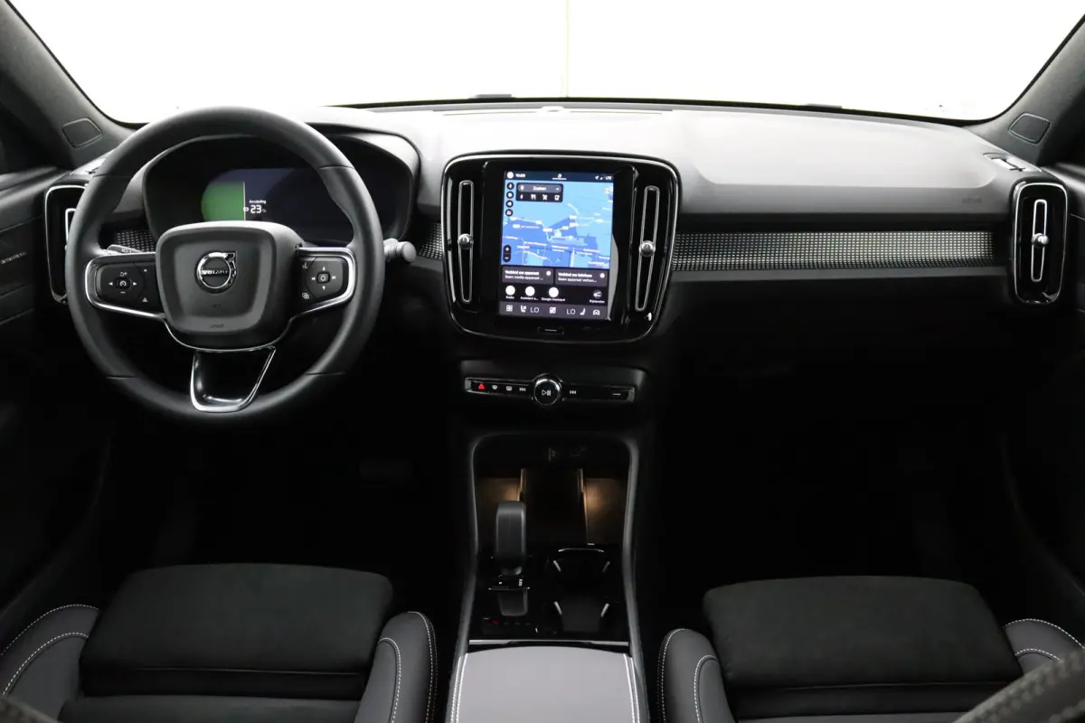 Black Edition Ultra Europa Single Motor Extended Range 82 kWh | Achterbank verwarmd | Apple Carplay/Android Auto|telefoonintegratie premium | Comfortstoel(en)