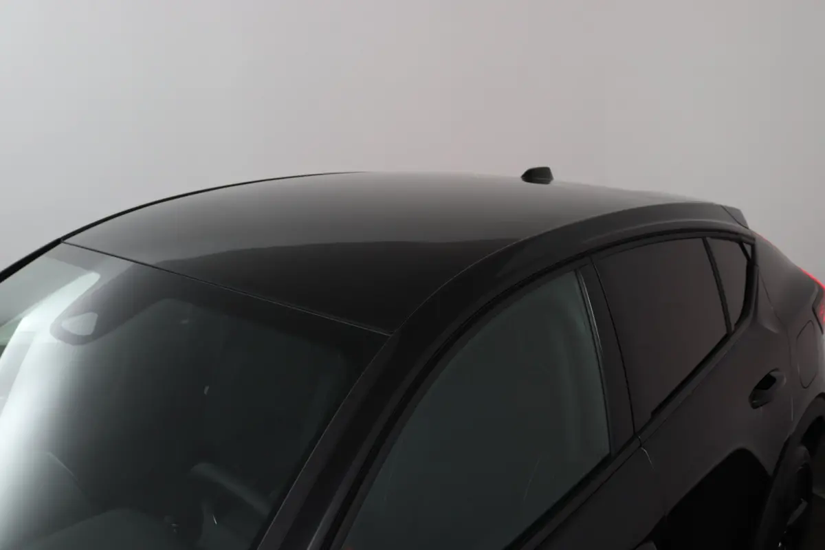 Black Edition Ultra Europa Single Motor Extended Range 82 kWh | Achterbank verwarmd | Apple Carplay/Android Auto|telefoonintegratie premium | Comfortstoel(en)