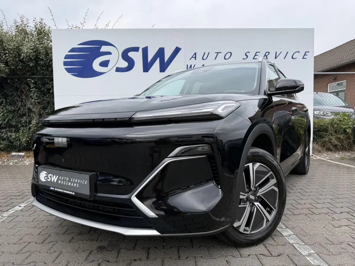 1.5 Pro PHEV | 83 km Elektrisch | 8 jaar Garantie | 360 Camera | Geely Specialist