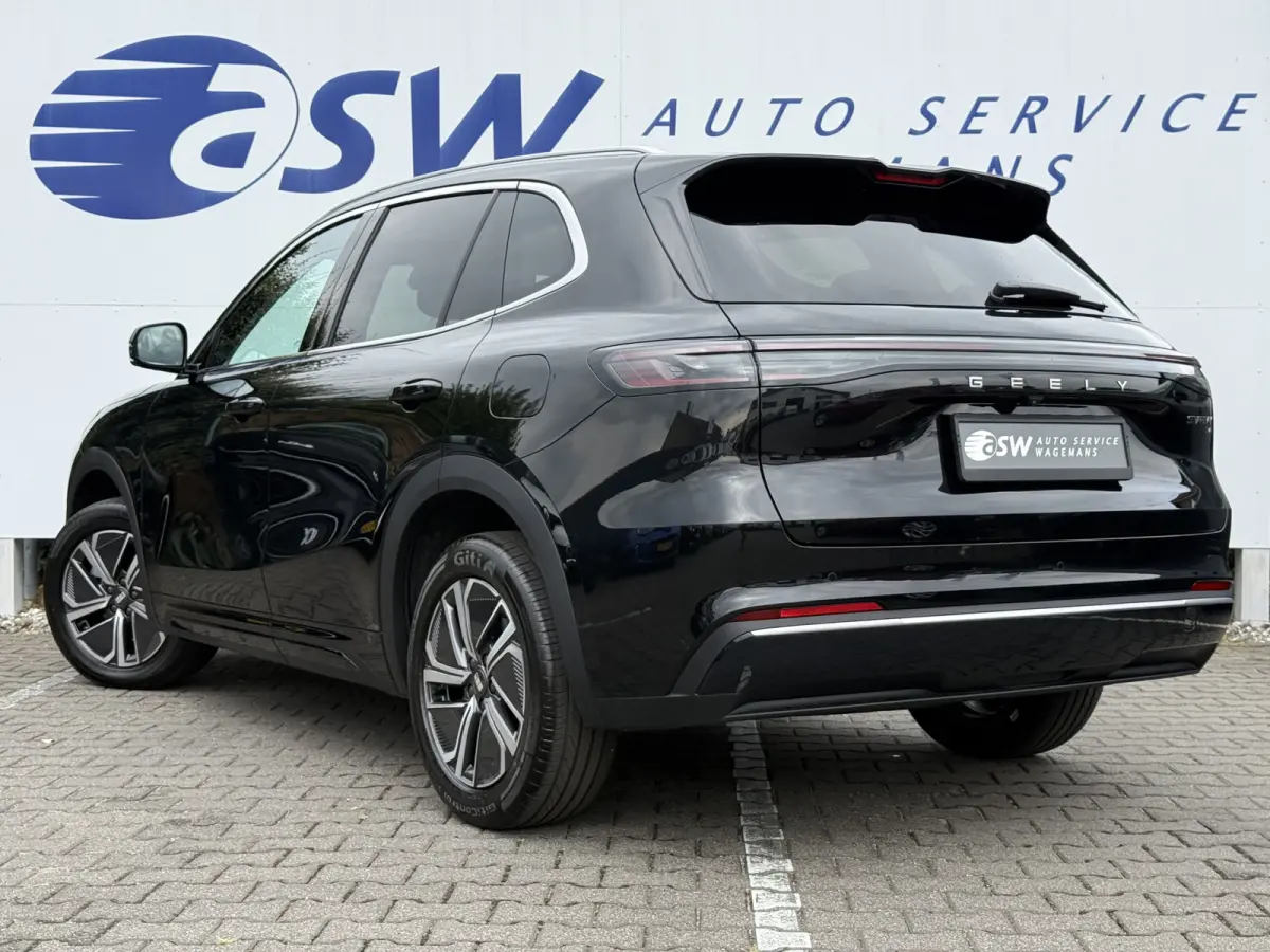 1.5 Pro PHEV | 83 km Elektrisch | 8 jaar Garantie | 360 Camera | Geely Specialist