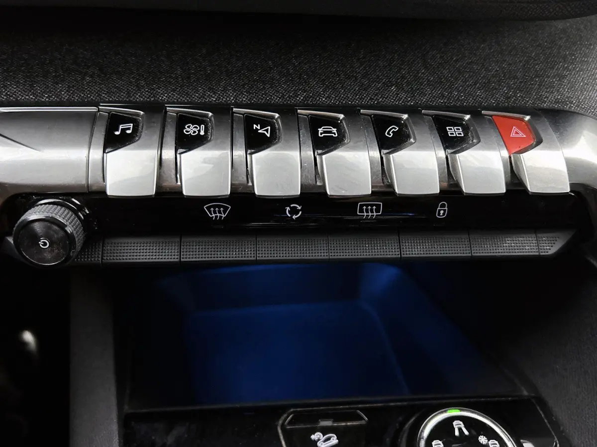 1.2 PureTech Crossway | AUTOMAAT | Trekhaak | 360 Graden Camera | NIEUWE D-RIEM! | Half-Leer | VOL!