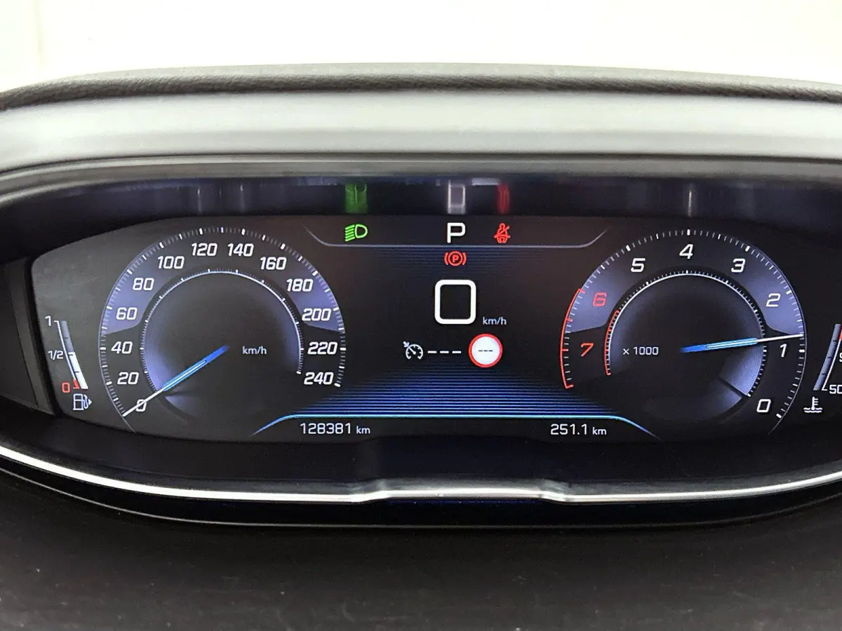 1.2 PureTech Crossway | AUTOMAAT | Trekhaak | 360 Graden Camera | NIEUWE D-RIEM! | Half-Leer | VOL!