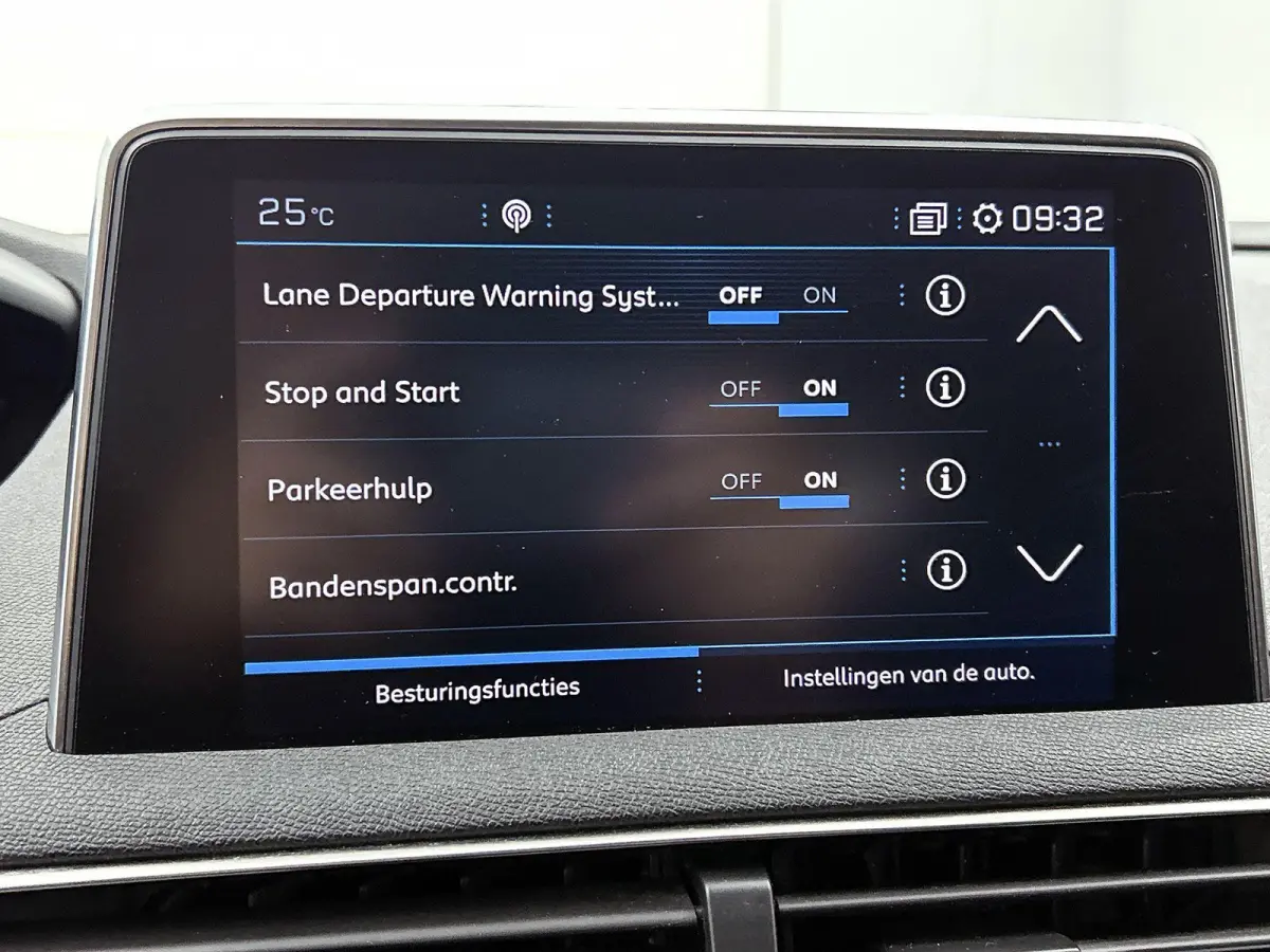 1.2 PureTech Crossway | AUTOMAAT | Trekhaak | 360 Graden Camera | NIEUWE D-RIEM! | Half-Leer | VOL!
