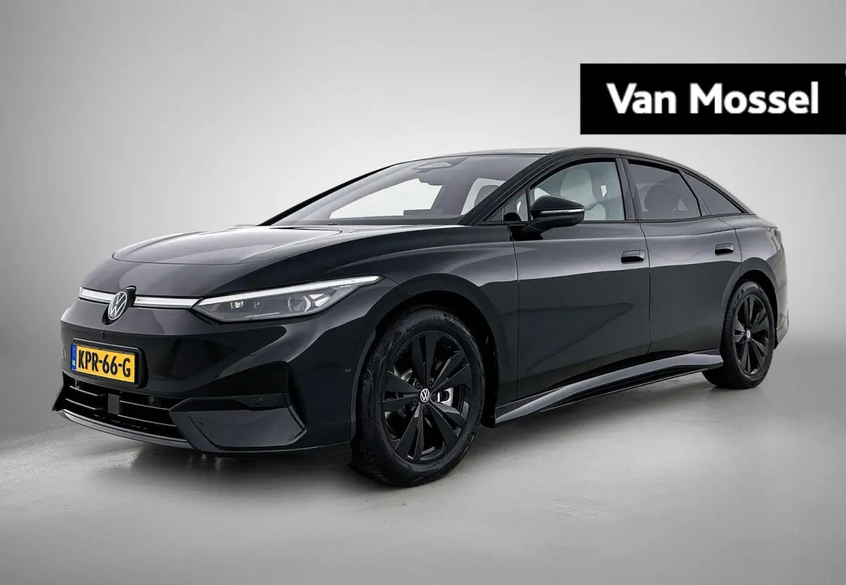 Limited Edition Plus 77 kWh | DEMO | PANORAMADAK | CAMERA | HARMAN-KARDON | WARMTEPOMP | 19 INCH | HEAD-UP DISPLAY