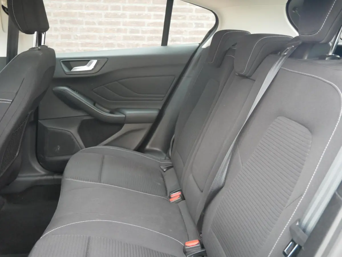 1.5 EcoBoost Titanium Business NL Auto| Trekhaak| Dealer onderhouden