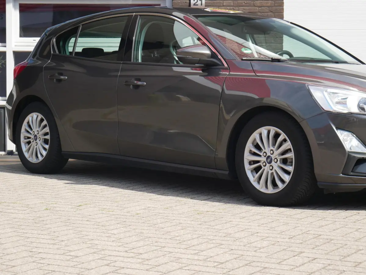 1.5 EcoBoost Titanium Business NL Auto| Trekhaak| Dealer onderhouden