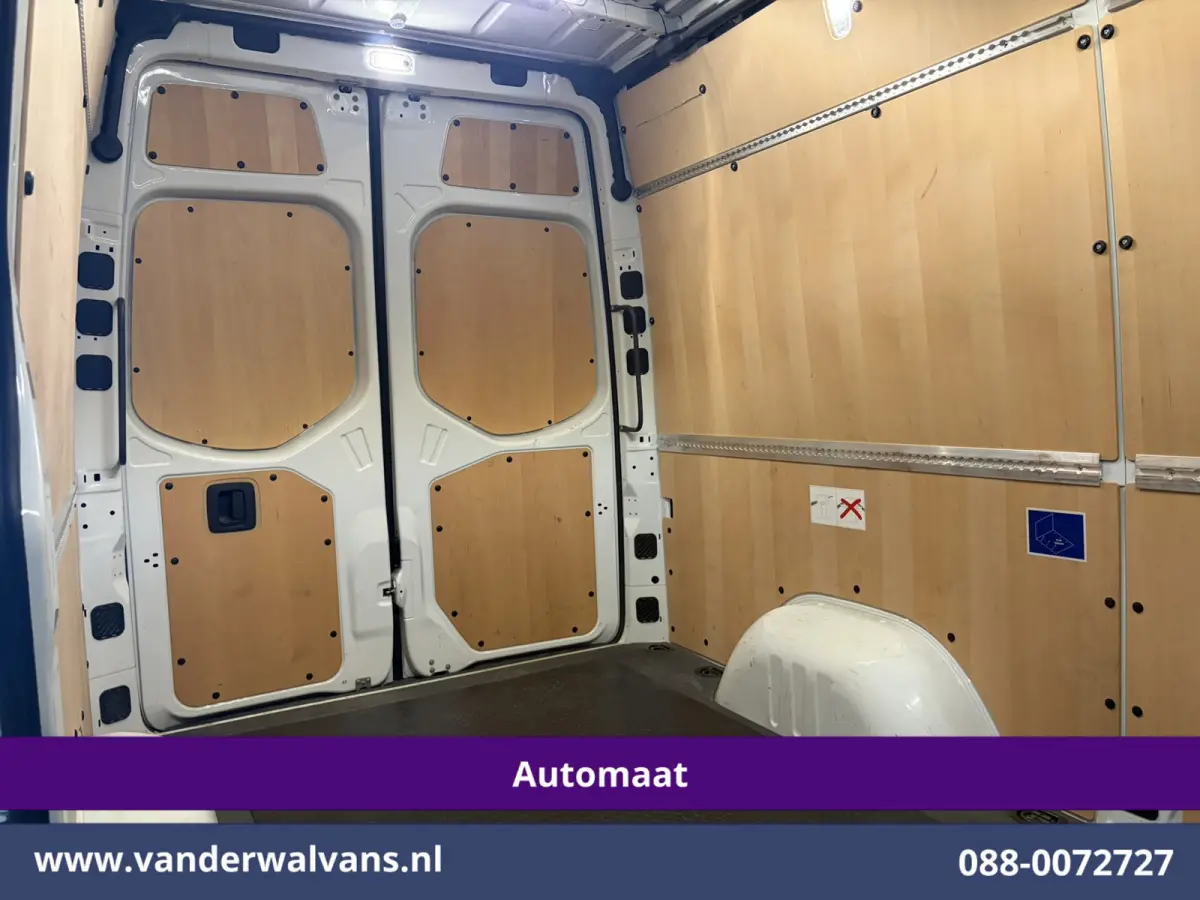 317 CDI 170pk 9G-Tronic Automaat L2H2 Facelift Euro6 Airco | Camera | XXL Navigatie | Adaptieve Cruisecontrol | LED Chauffeursstoel, Parkeersensoren, Stoelverwarming, Bijrijdersbank