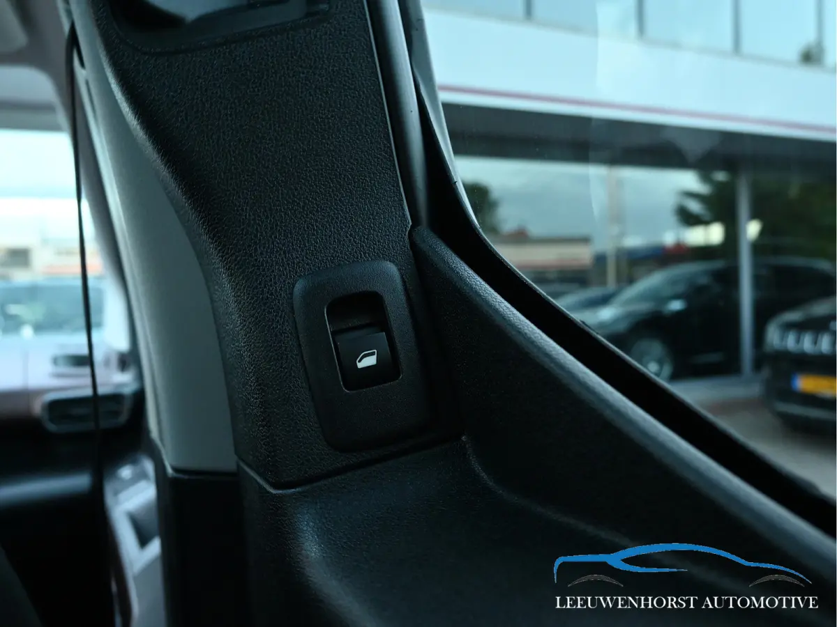 1.2 Puretech GT-Line, panodak, half leer, DAB, clima, cruise, keyless NL-dealerauto
