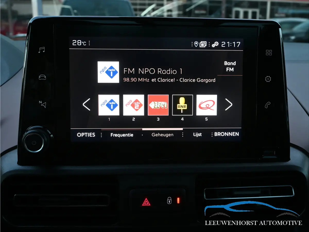 1.2 Puretech GT-Line, panodak, half leer, DAB, clima, cruise, keyless NL-dealerauto