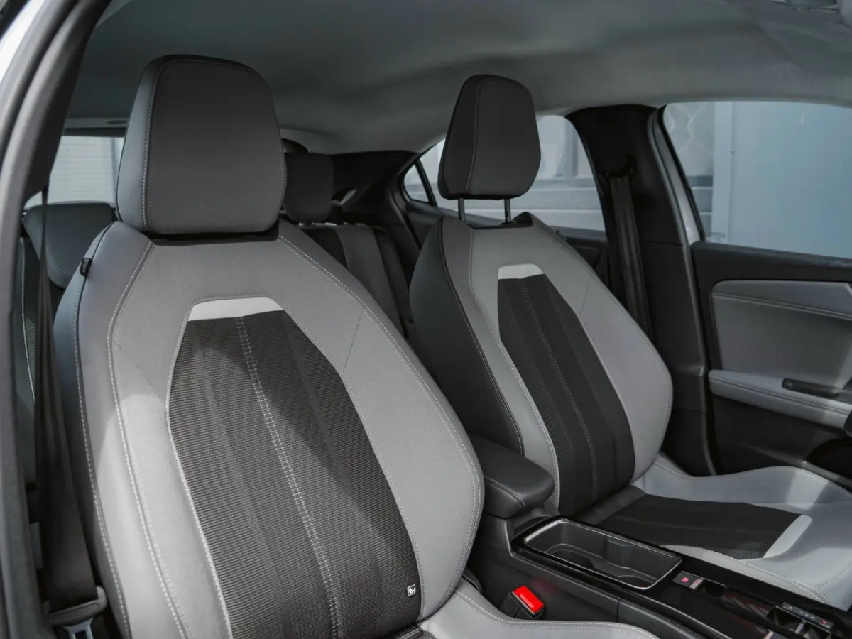 1.2 Turbo Elegance | CAMERA | CLIMA | KEYLESS