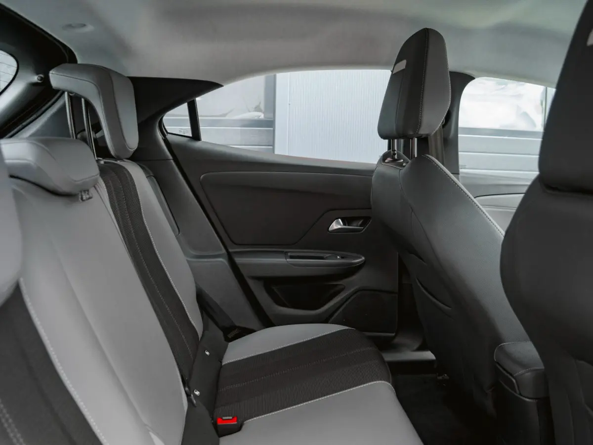 1.2 Turbo Elegance | CAMERA | CLIMA | KEYLESS