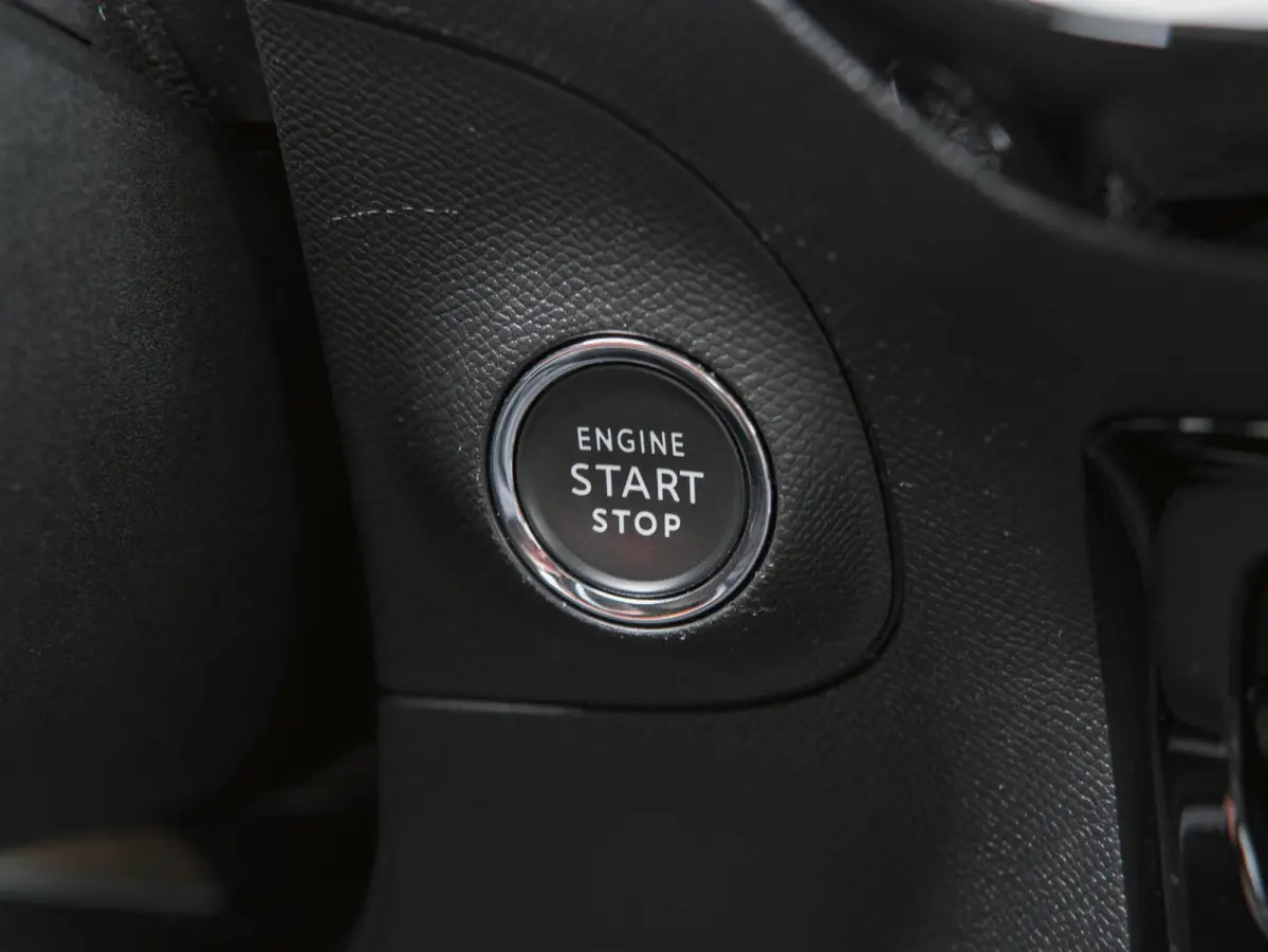 1.2 Turbo Elegance | CAMERA | CLIMA | KEYLESS