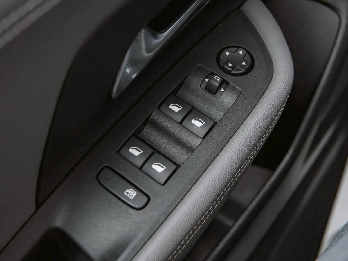 1.2 Turbo Elegance | CAMERA | CLIMA | KEYLESS