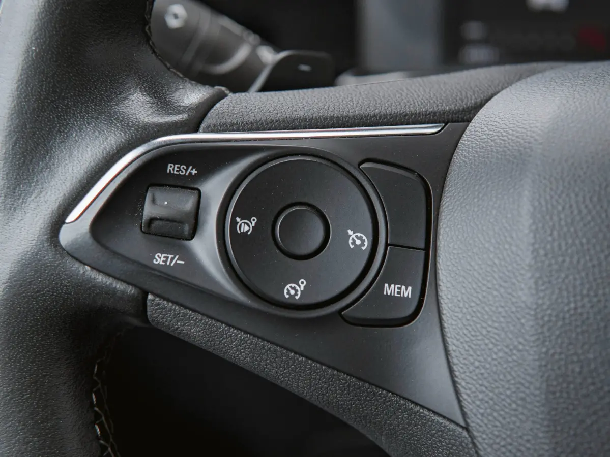 1.2 Turbo Elegance | CAMERA | CLIMA | KEYLESS
